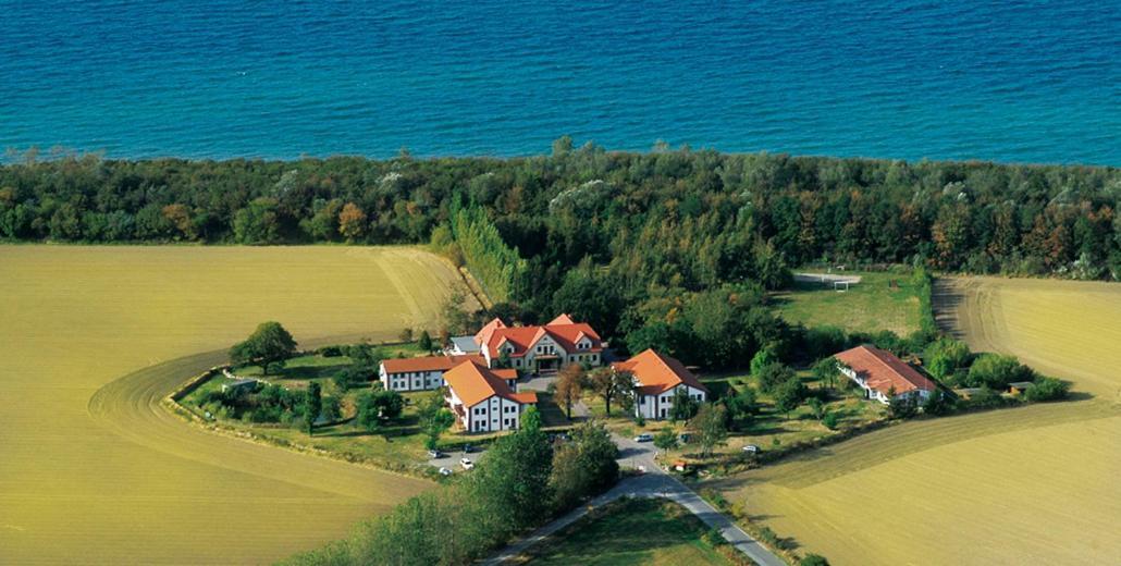 Hotel Ostseeland Rostock Buitenkant foto