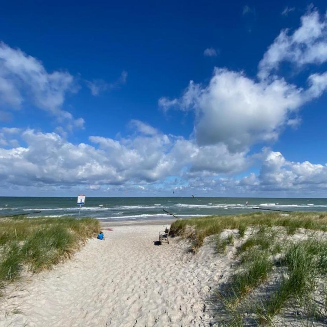 Hotel Ostseeland Rostock Buitenkant foto