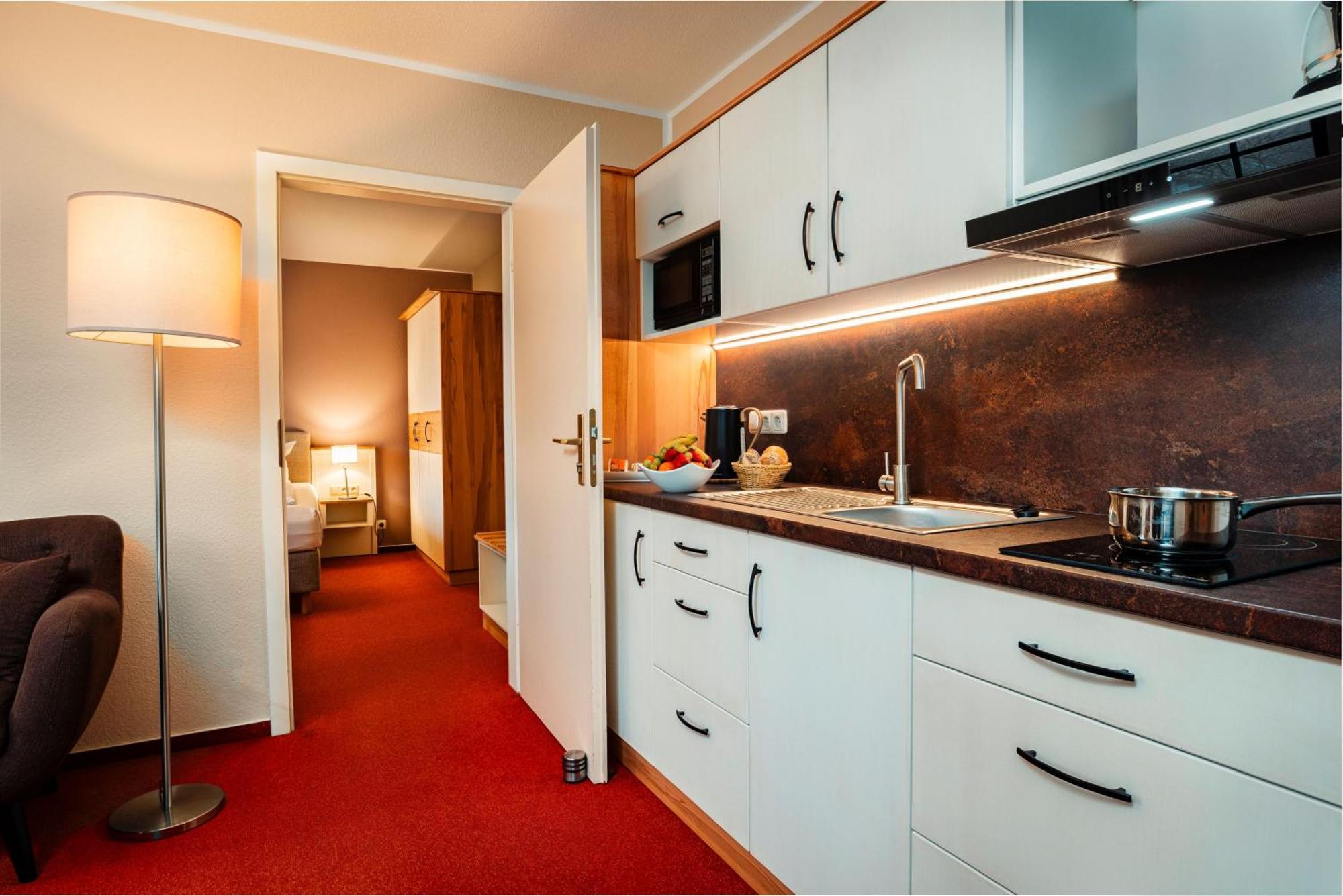Hotel Ostseeland Rostock Buitenkant foto